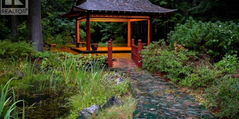 4822 HALLIWELL AVENUE Terrace Photo 26 4822 HALLIWELL AVENUE Terrace Photo 26